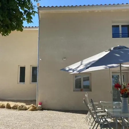 Lussac, 5 Pièces, 8 Personnes - Fr-1-440-430 Casa vacanze Lussac (Gironde)